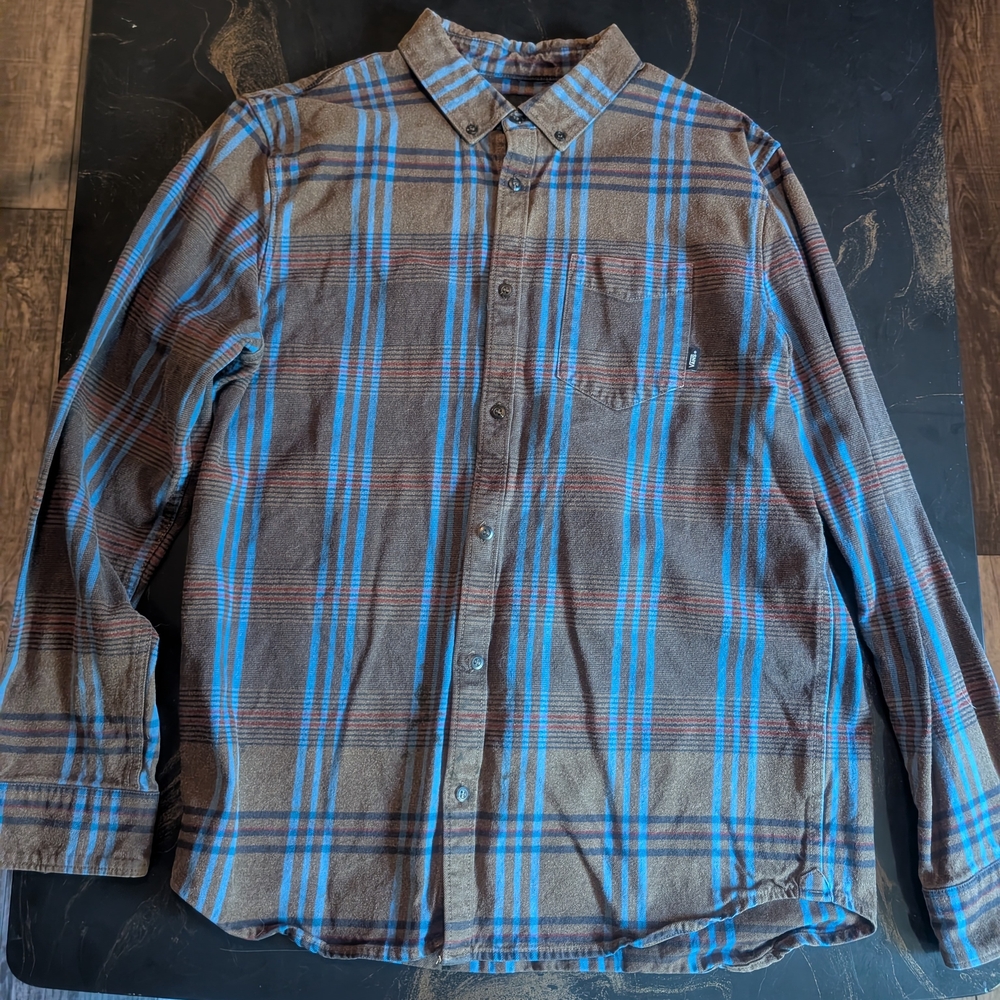 Vans Casual Plaid Shirt in Blue and Brown